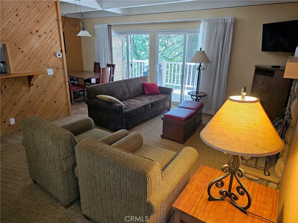 314 Canyon Crest Lake Arrowhead, CA 92352
