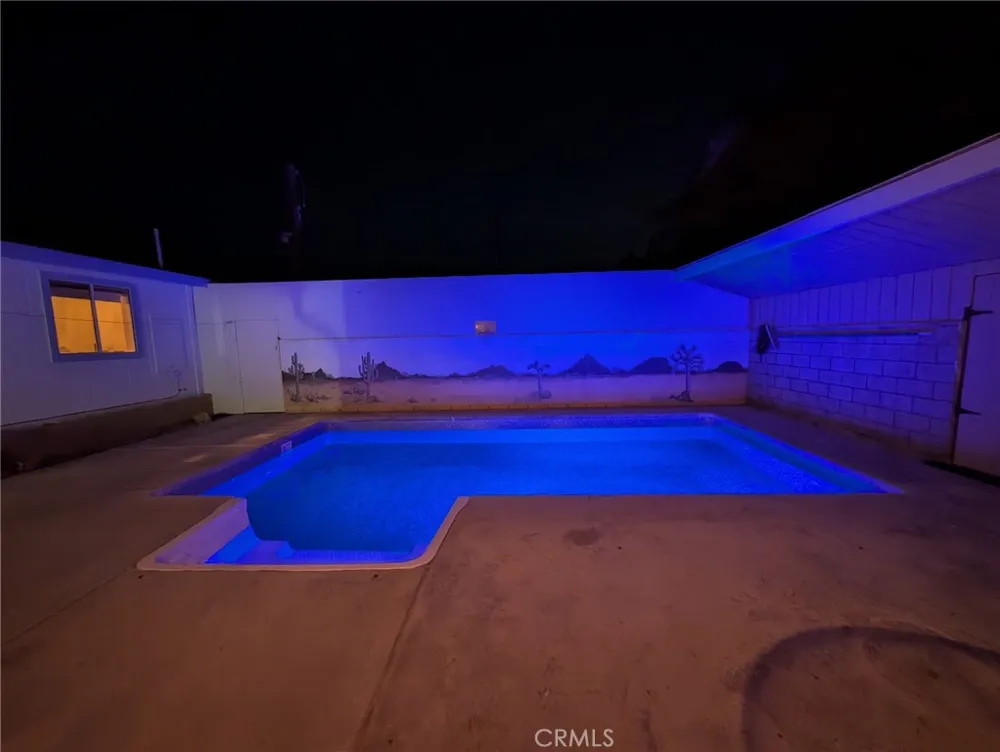 56788 Encantado Road Landers, CA 92285