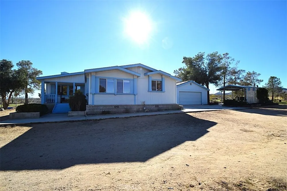 56788 Encantado Road Landers, CA 92285