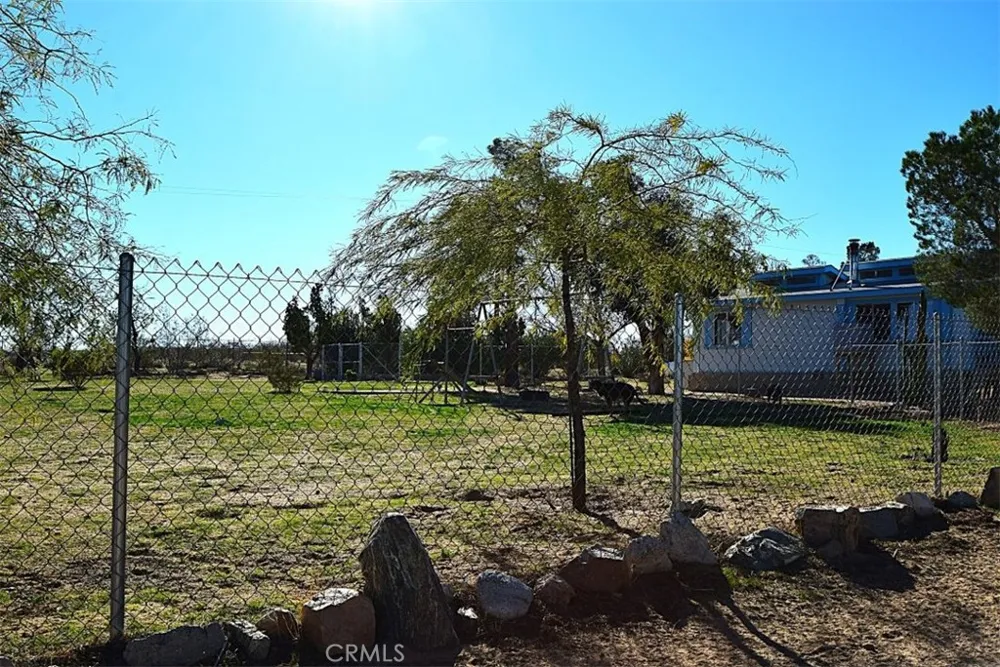 56788 Encantado Road Landers, CA 92285