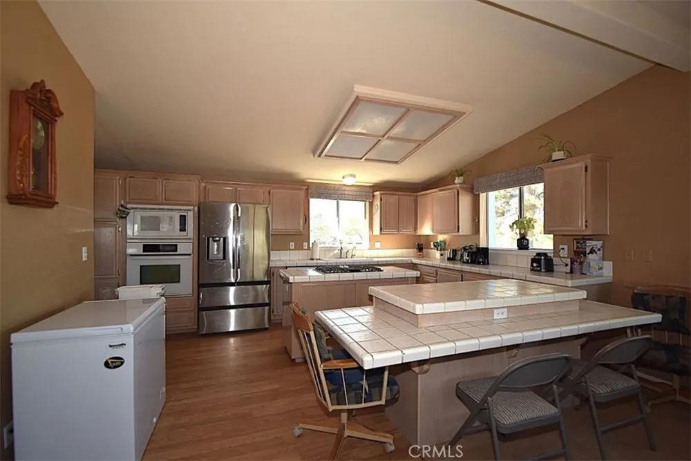 56788 Encantado Road Landers, CA 92285