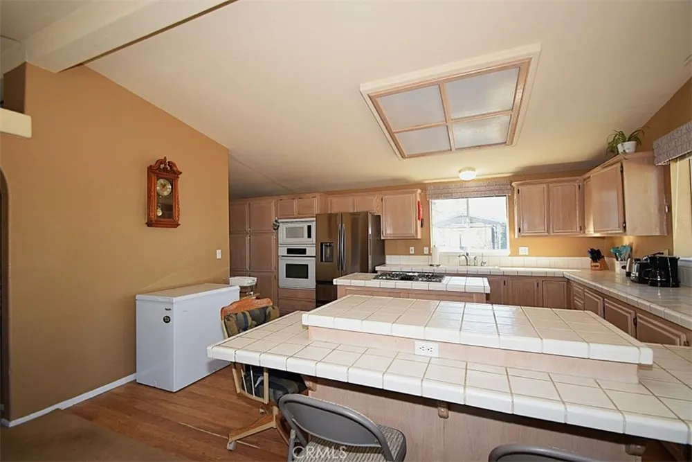 56788 Encantado Road Landers, CA 92285