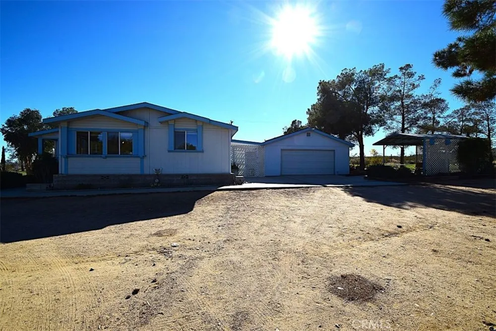 56788 Encantado Road Landers, CA 92285