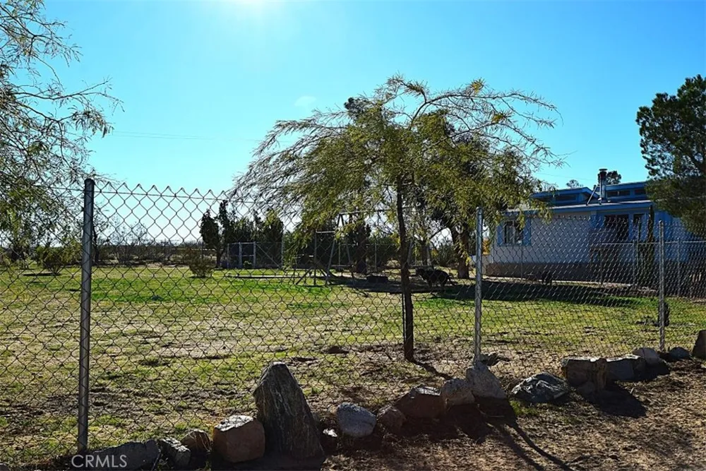 56788 Encantado Road Landers, CA 92285