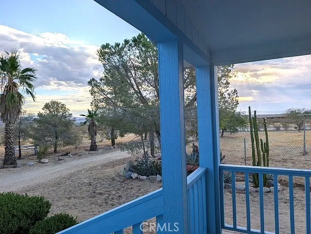 56788 Encantado Road Landers, CA 92285