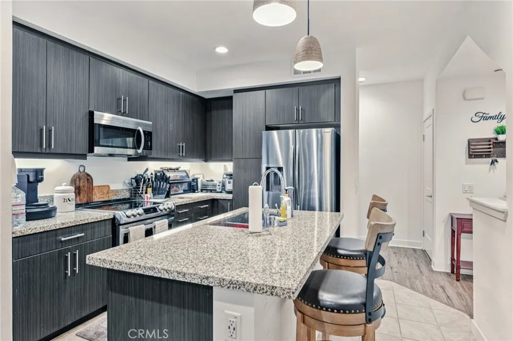 2520 Valentina #6 Commerce, CA 90040