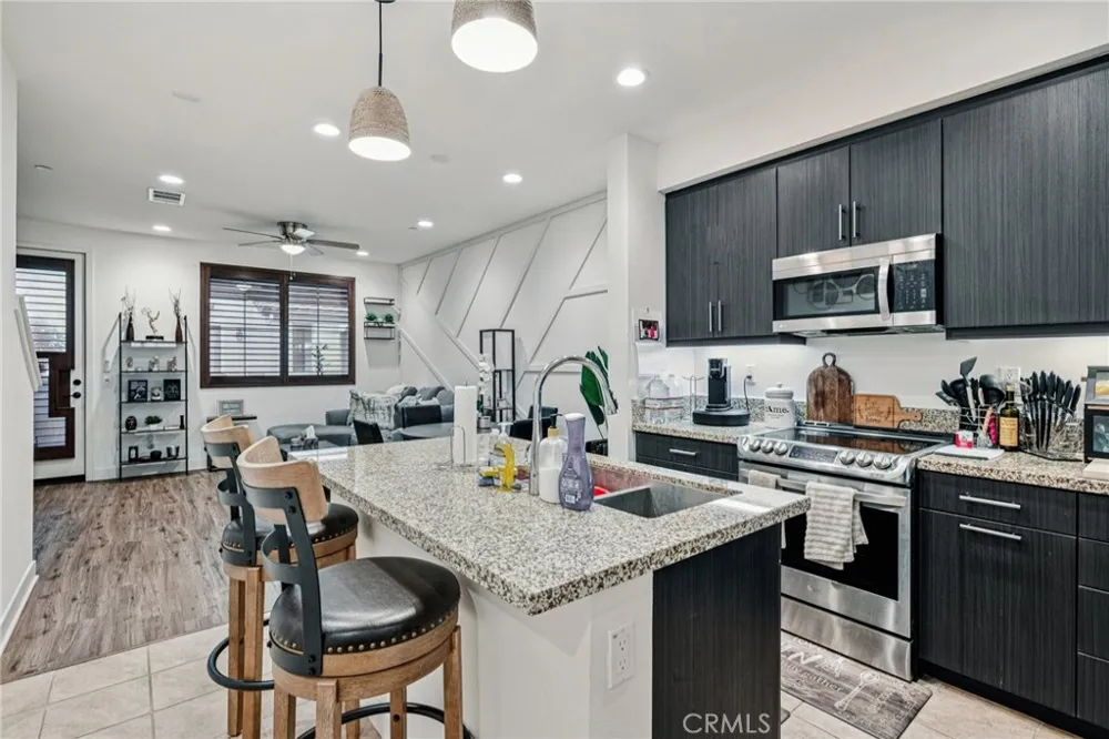 2520 Valentina #6 Commerce, CA 90040