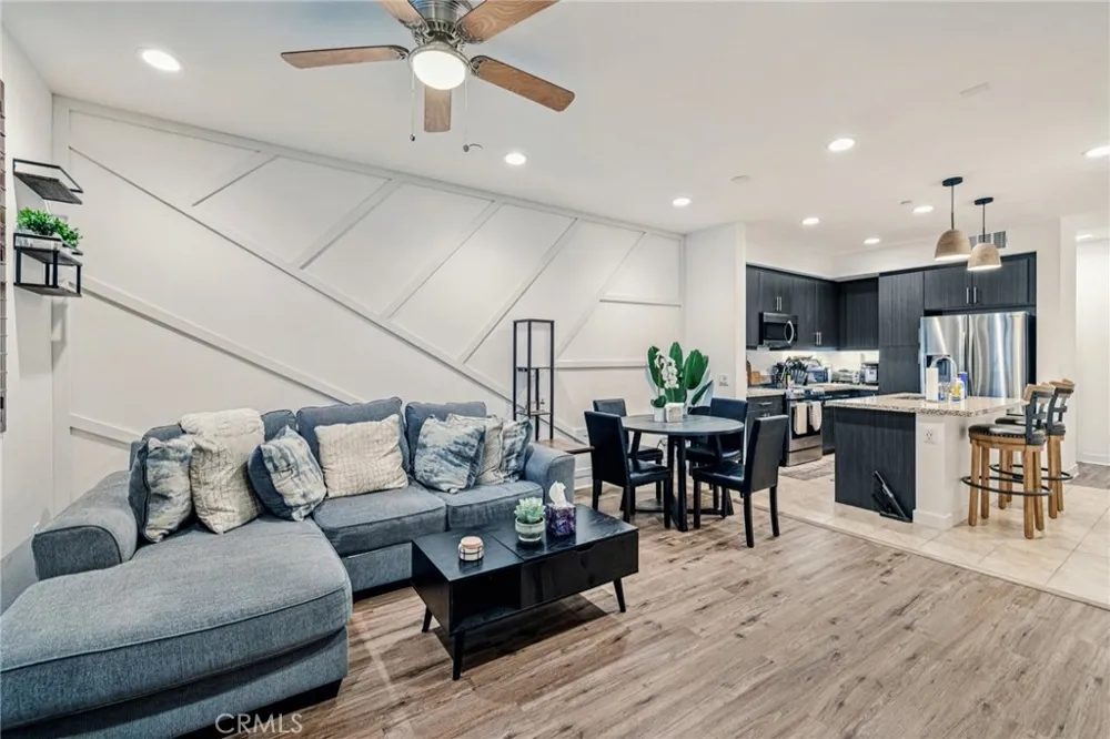 2520 Valentina #6 Commerce, CA 90040