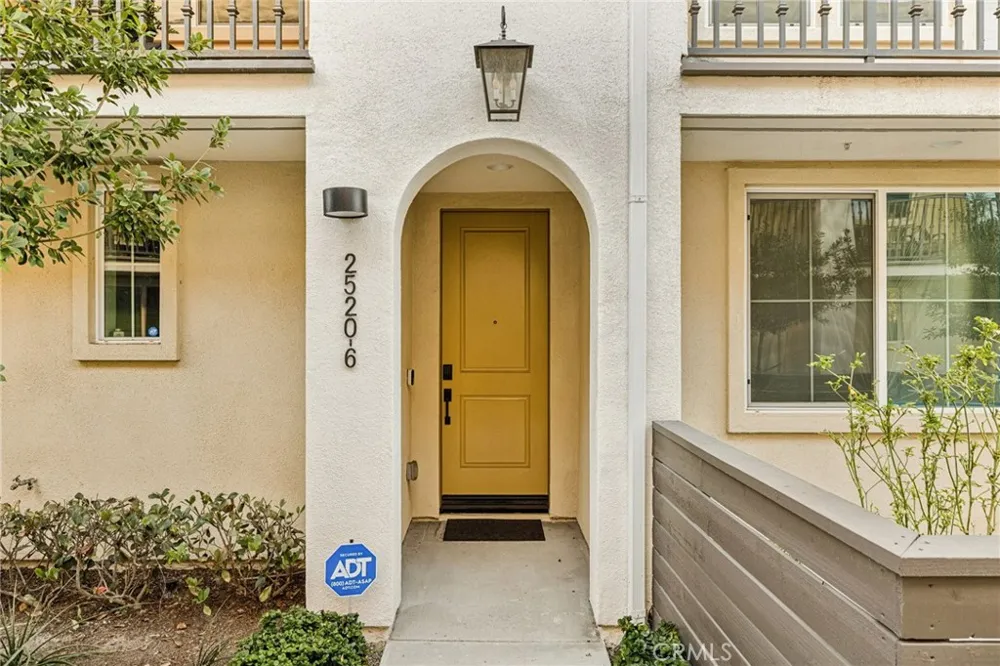 2520 Valentina #6 Commerce, CA 90040