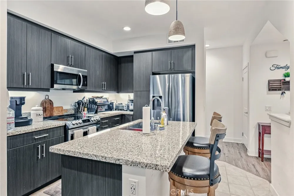 2520 Valentina #6 Commerce, CA 90040