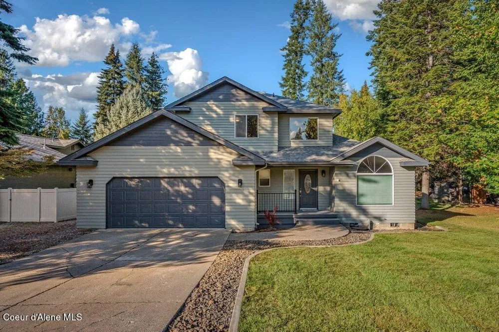 3089 E LAKE FOREST DRIVE Hayden Lake, ID 83835