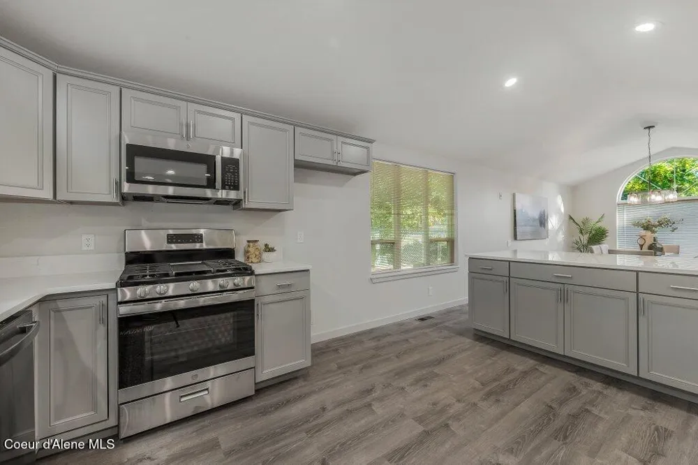 3089 E LAKE FOREST DRIVE Hayden Lake, ID 83835