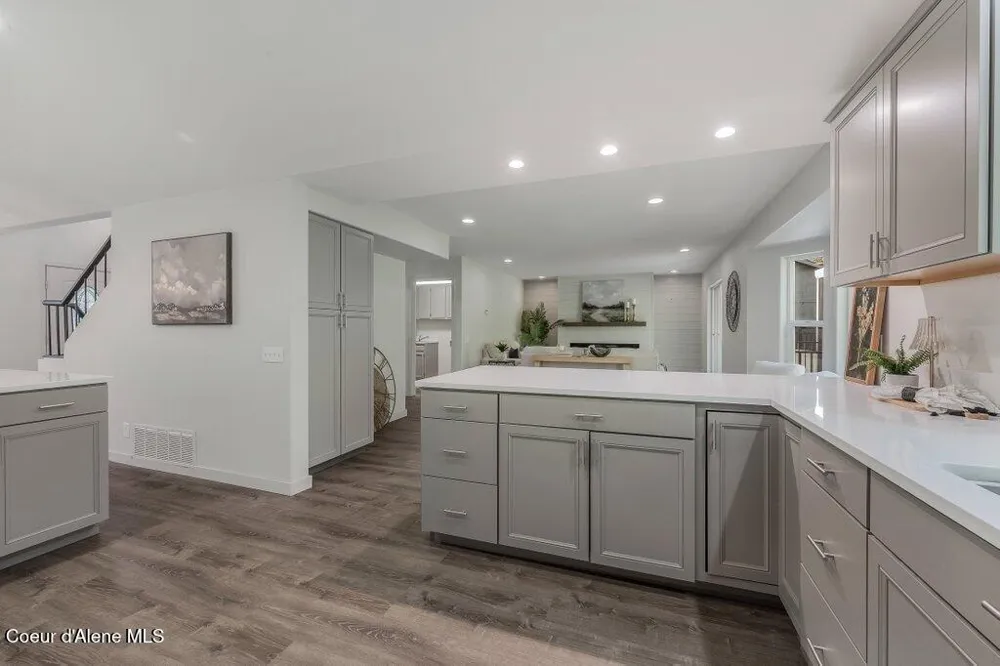 3089 E LAKE FOREST DRIVE Hayden Lake, ID 83835