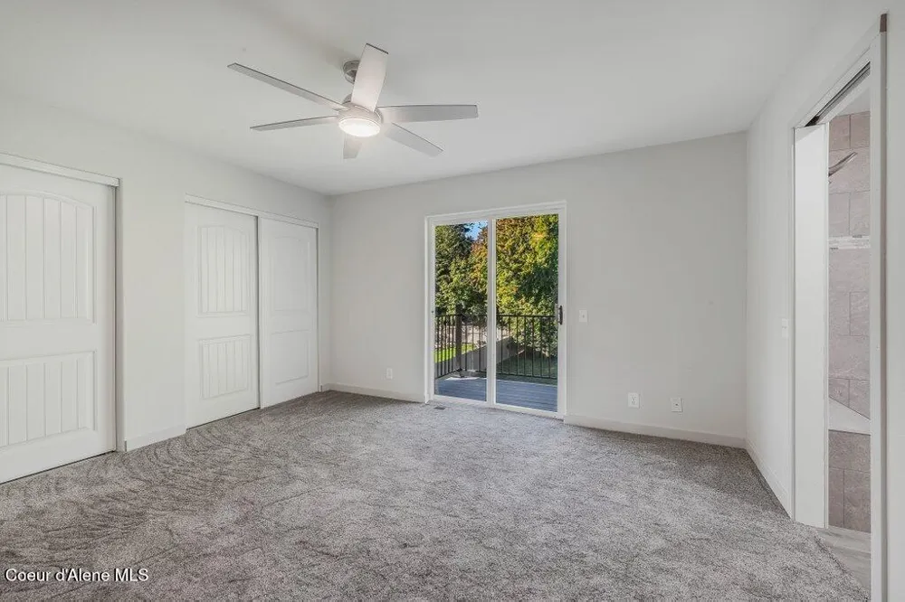 3089 E LAKE FOREST DRIVE Hayden Lake, ID 83835