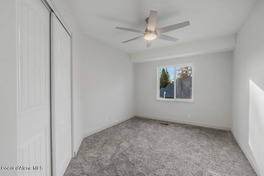 3089 E LAKE FOREST DRIVE Hayden Lake, ID 83835