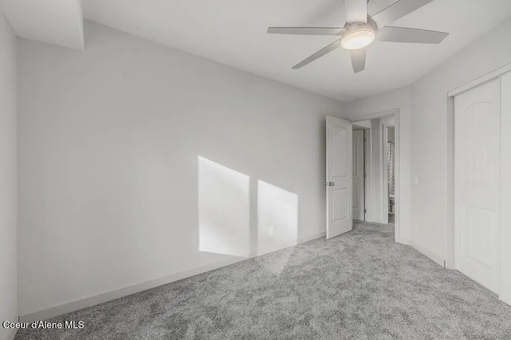 3089 E LAKE FOREST DRIVE Hayden Lake, ID 83835
