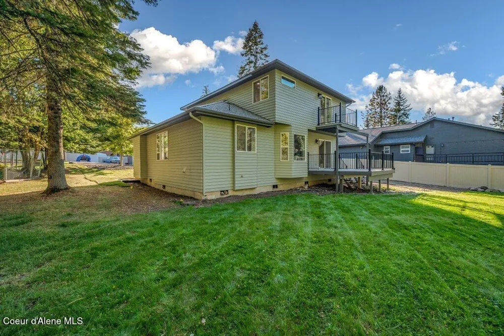3089 E LAKE FOREST DRIVE Hayden Lake, ID 83835