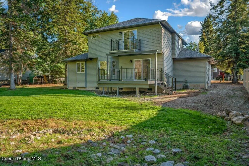 3089 E LAKE FOREST DRIVE Hayden Lake, ID 83835
