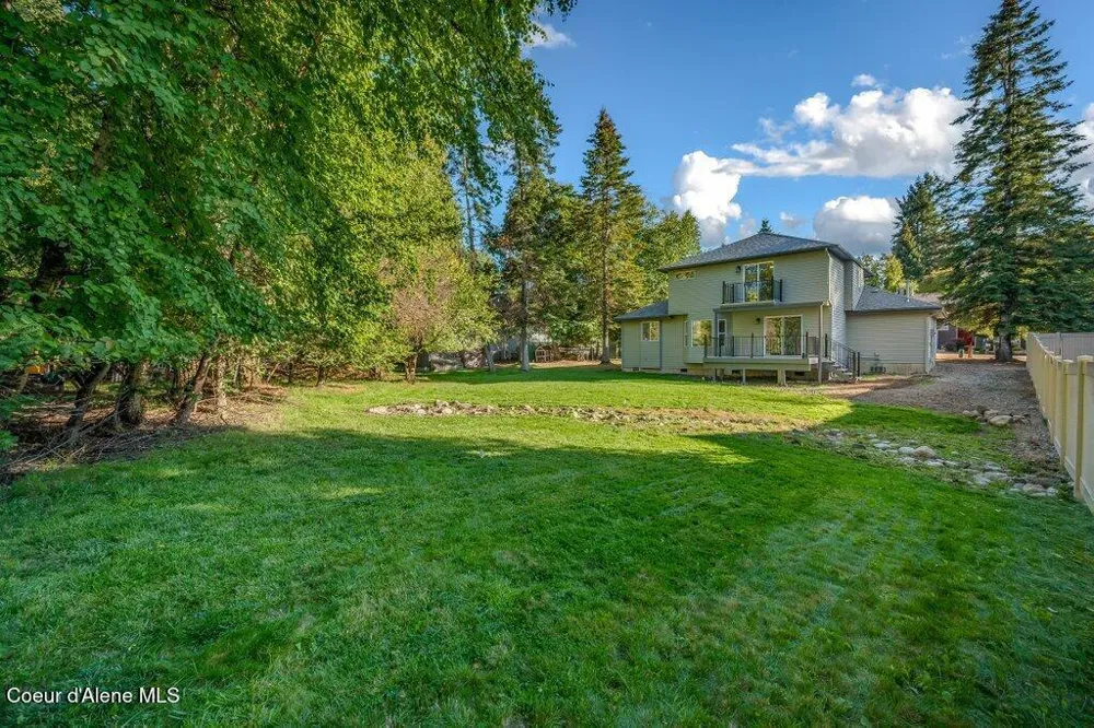 3089 E LAKE FOREST DRIVE Hayden Lake, ID 83835