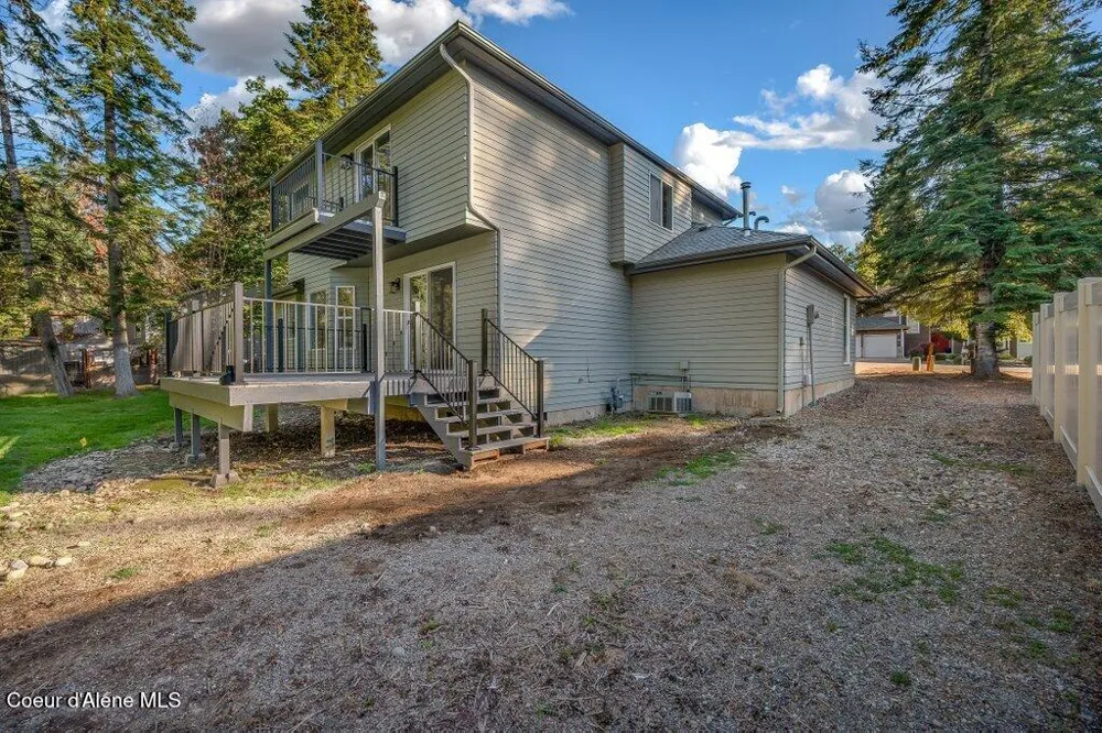 3089 E LAKE FOREST DRIVE Hayden Lake, ID 83835