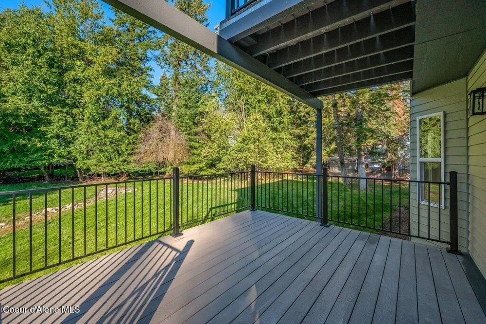 3089 E LAKE FOREST DRIVE Hayden Lake, ID 83835