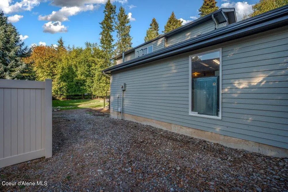 3089 E LAKE FOREST DRIVE Hayden Lake, ID 83835