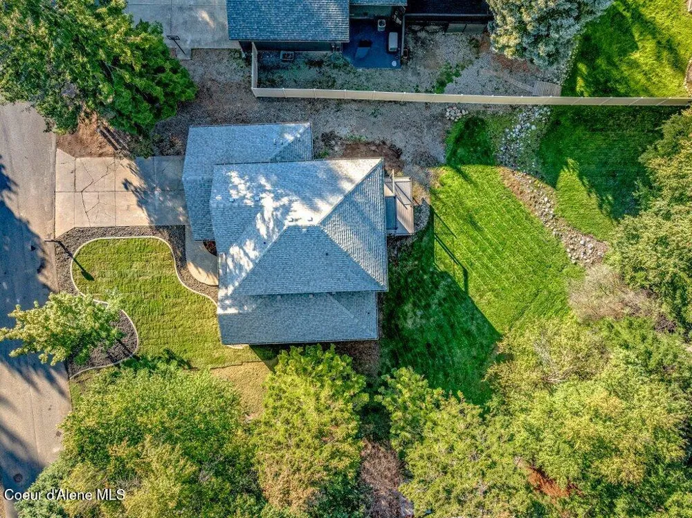 3089 E LAKE FOREST DRIVE Hayden Lake, ID 83835