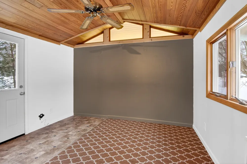 6585 Wallaker Road Joyfield Township, MI 49616