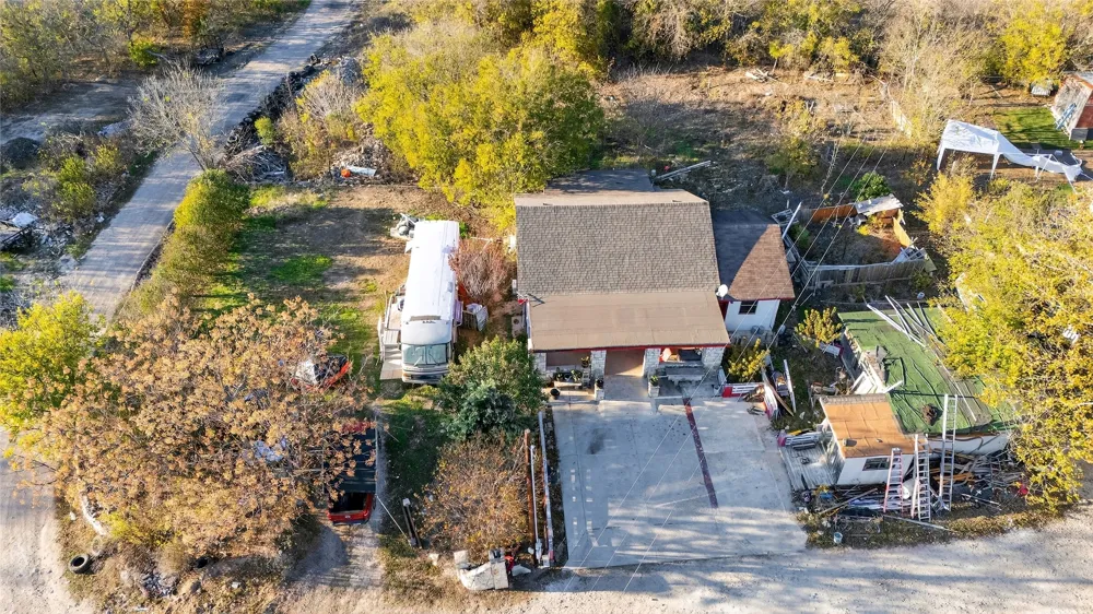 910 Petras Way Kyle, TX 78640