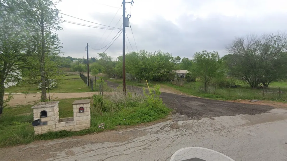 910 Petras Way Kyle, TX 78640