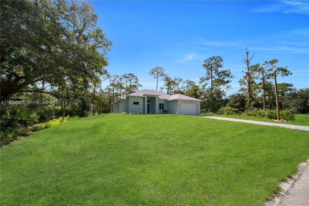 1912 Roosevelt Lehigh Acres, FL 33972