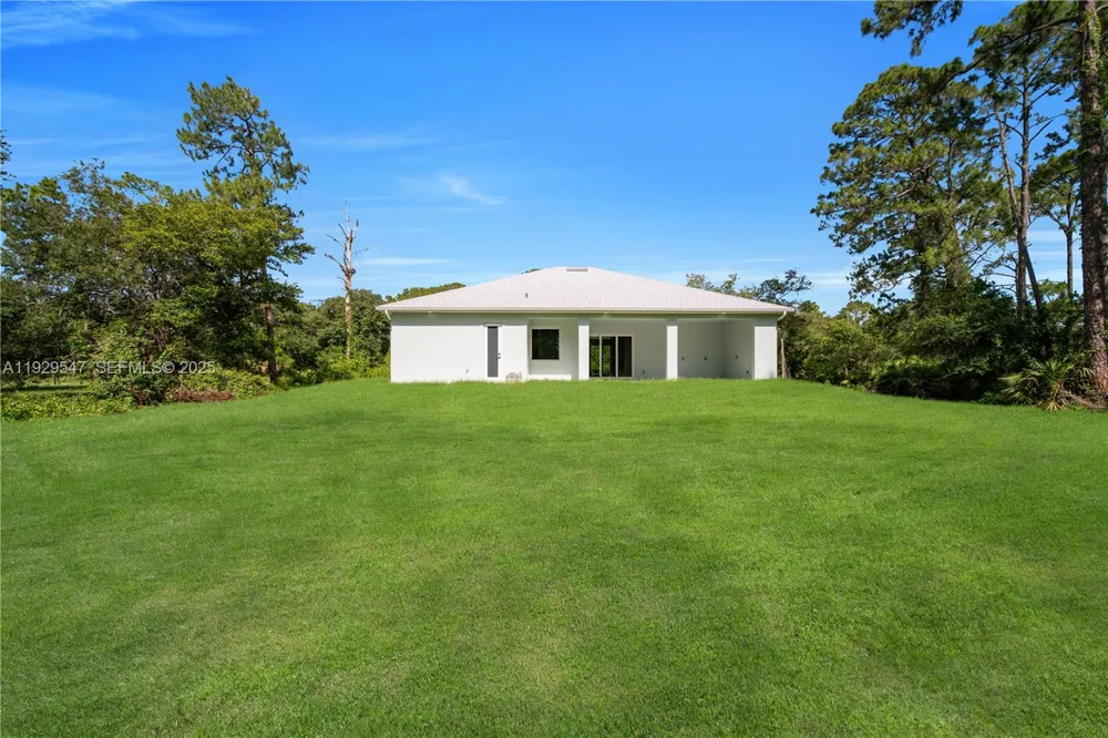 1912 Roosevelt Lehigh Acres, FL 33972
