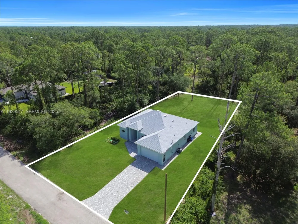 1912 Roosevelt Lehigh Acres, FL 33972