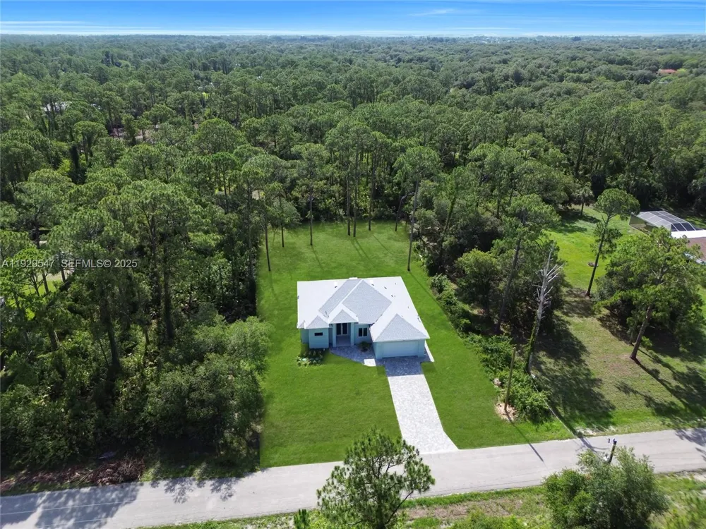 1912 Roosevelt Lehigh Acres, FL 33972