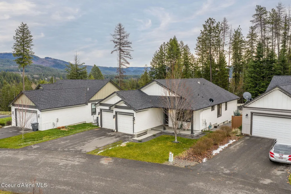 102 RIMROCK COURT Priest River, ID 83856