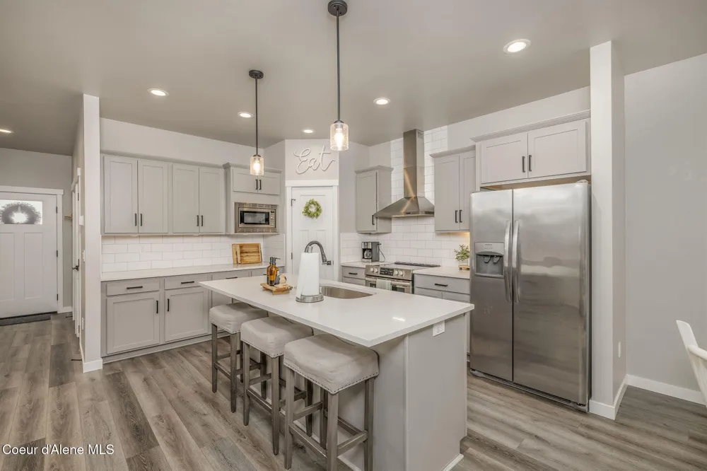 102 RIMROCK COURT Priest River, ID 83856