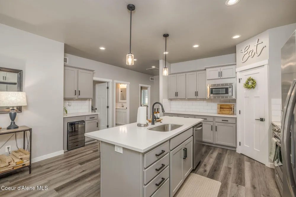 102 RIMROCK COURT Priest River, ID 83856