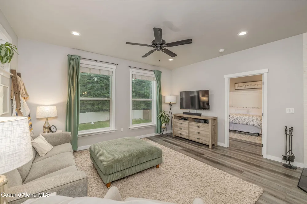 102 RIMROCK COURT Priest River, ID 83856