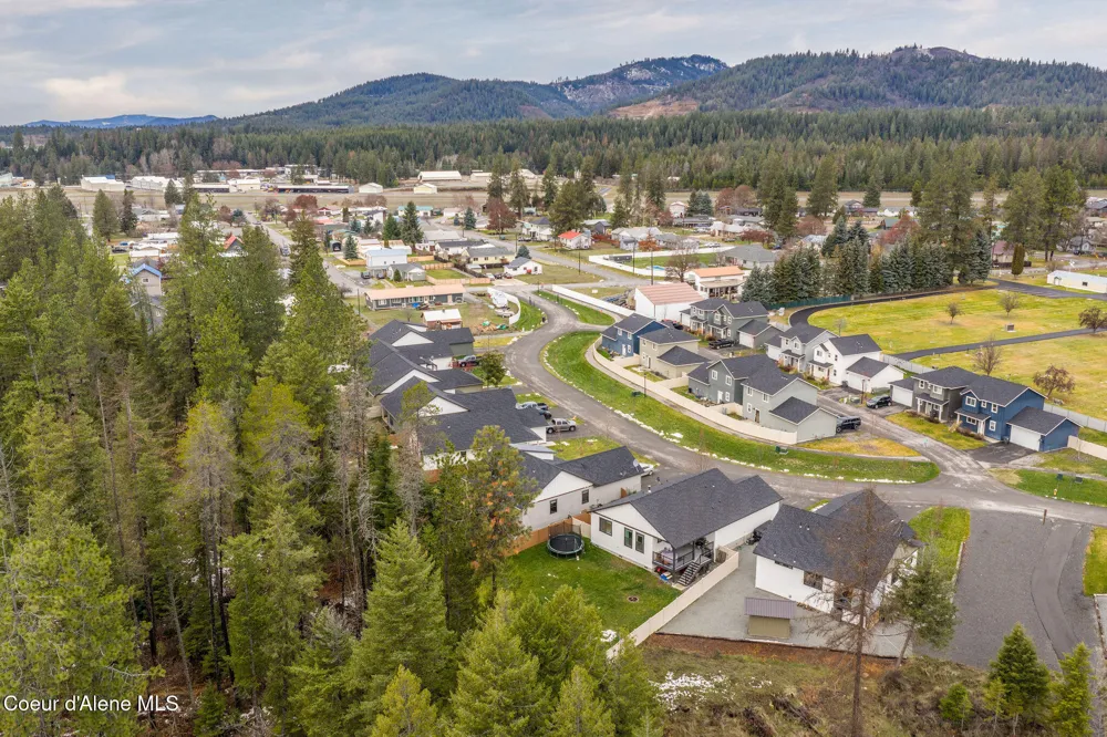 102 RIMROCK COURT Priest River, ID 83856
