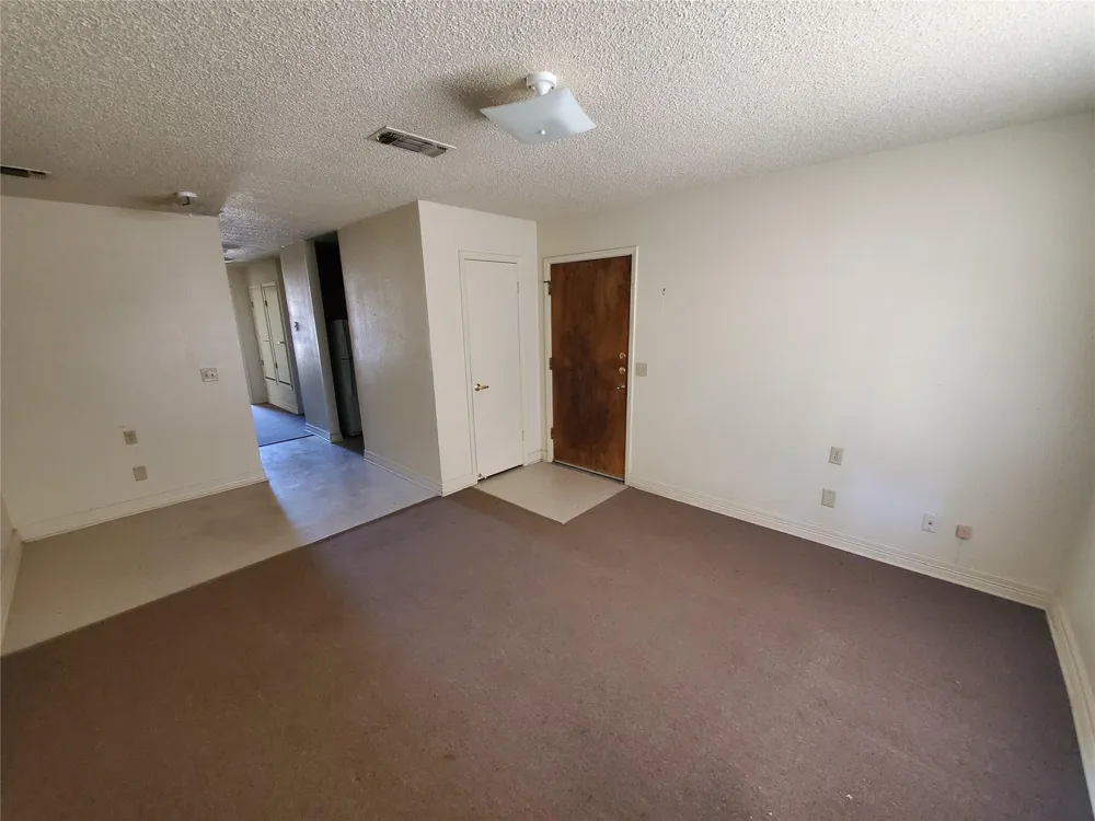400 NW Second Street Seminole, TX 79360