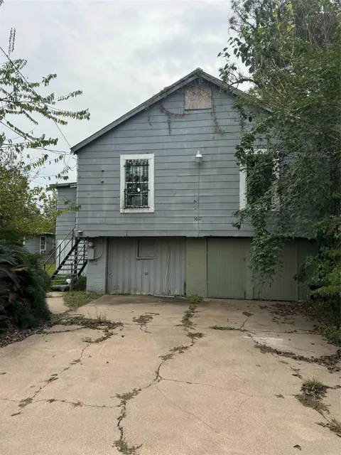 3612 Crane Street