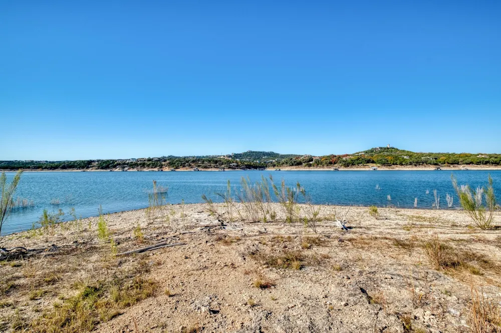 8504 Lime Creek Road Volente, TX 78641