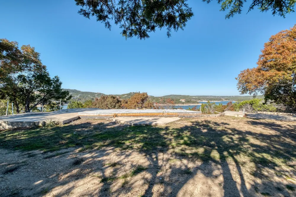 8504 Lime Creek Road Volente, TX 78641