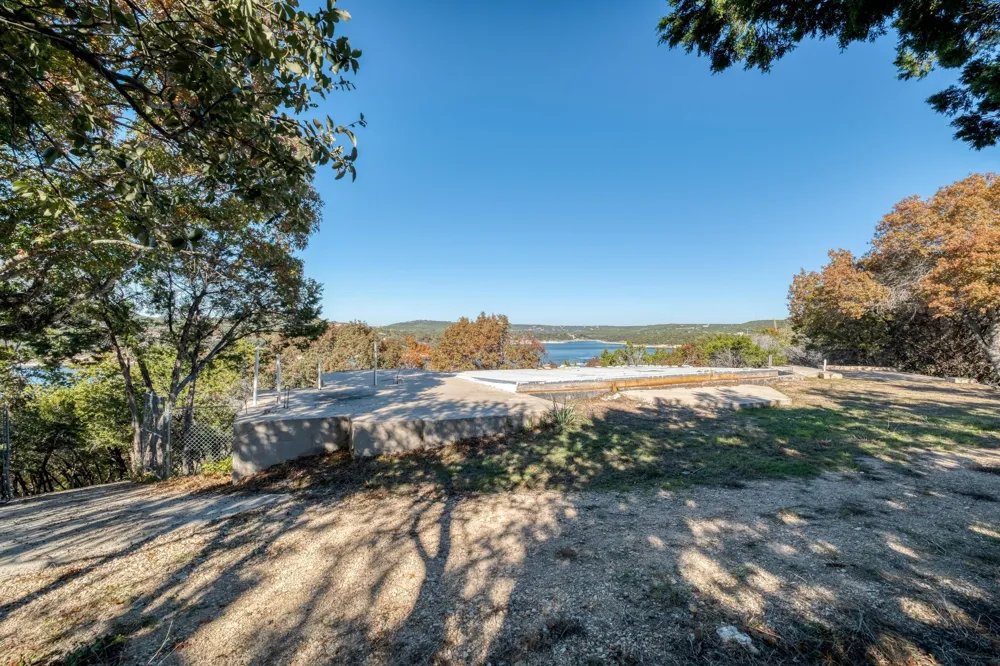 8504 Lime Creek Road Volente, TX 78641