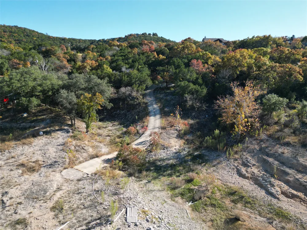 8504 Lime Creek Road Volente, TX 78641