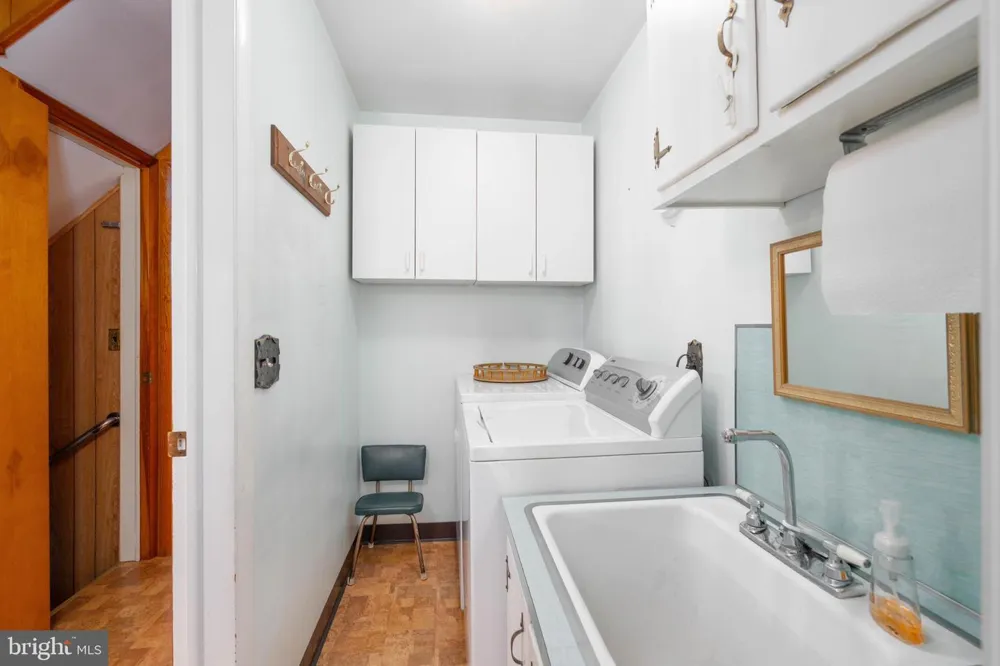 19 MIDDLE ROAD Hammonton, NJ 08037