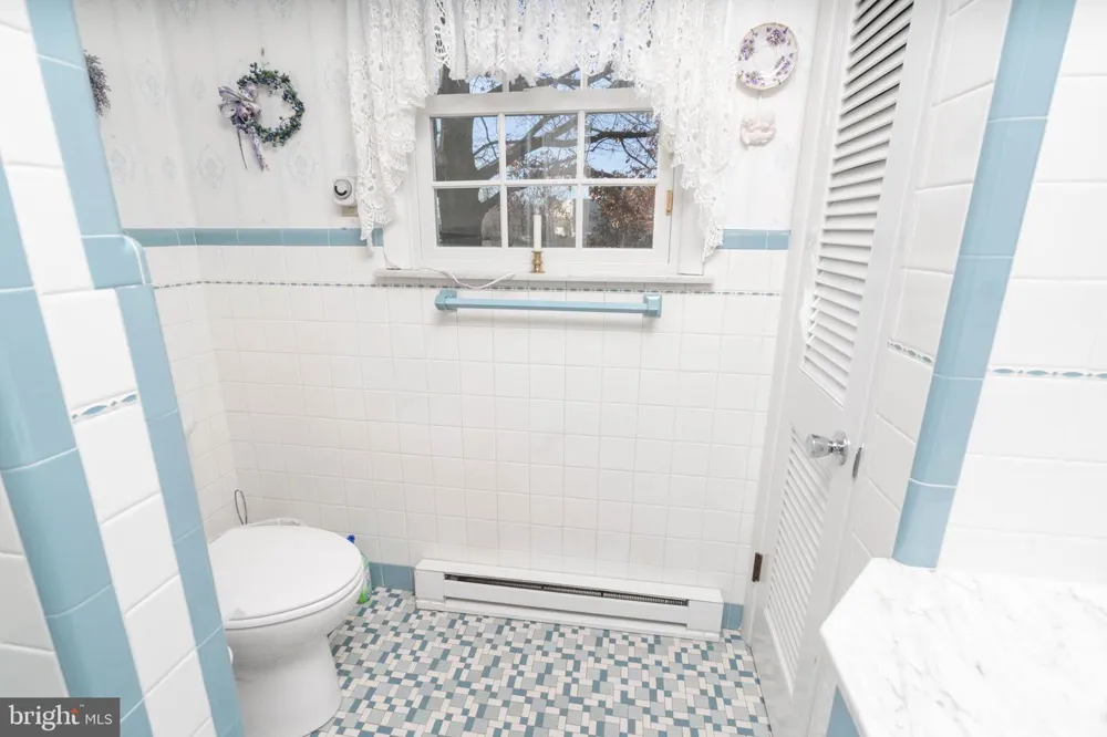 19 MIDDLE ROAD Hammonton, NJ 08037