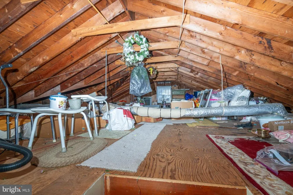 19 MIDDLE ROAD Hammonton, NJ 08037
