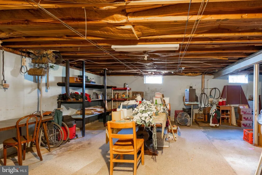19 MIDDLE ROAD Hammonton, NJ 08037