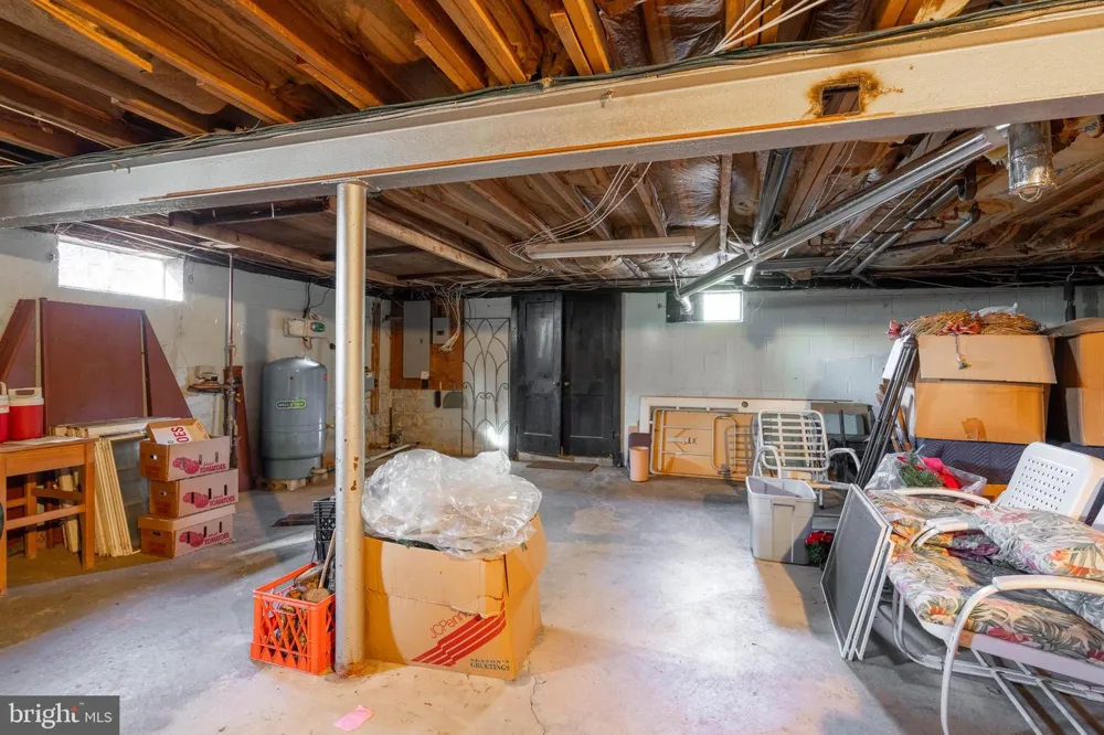 19 MIDDLE ROAD Hammonton, NJ 08037